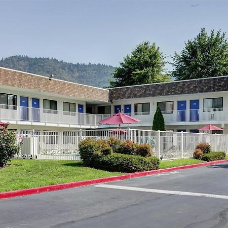 Motel 6-Grants Pass, Or Экстерьер фото