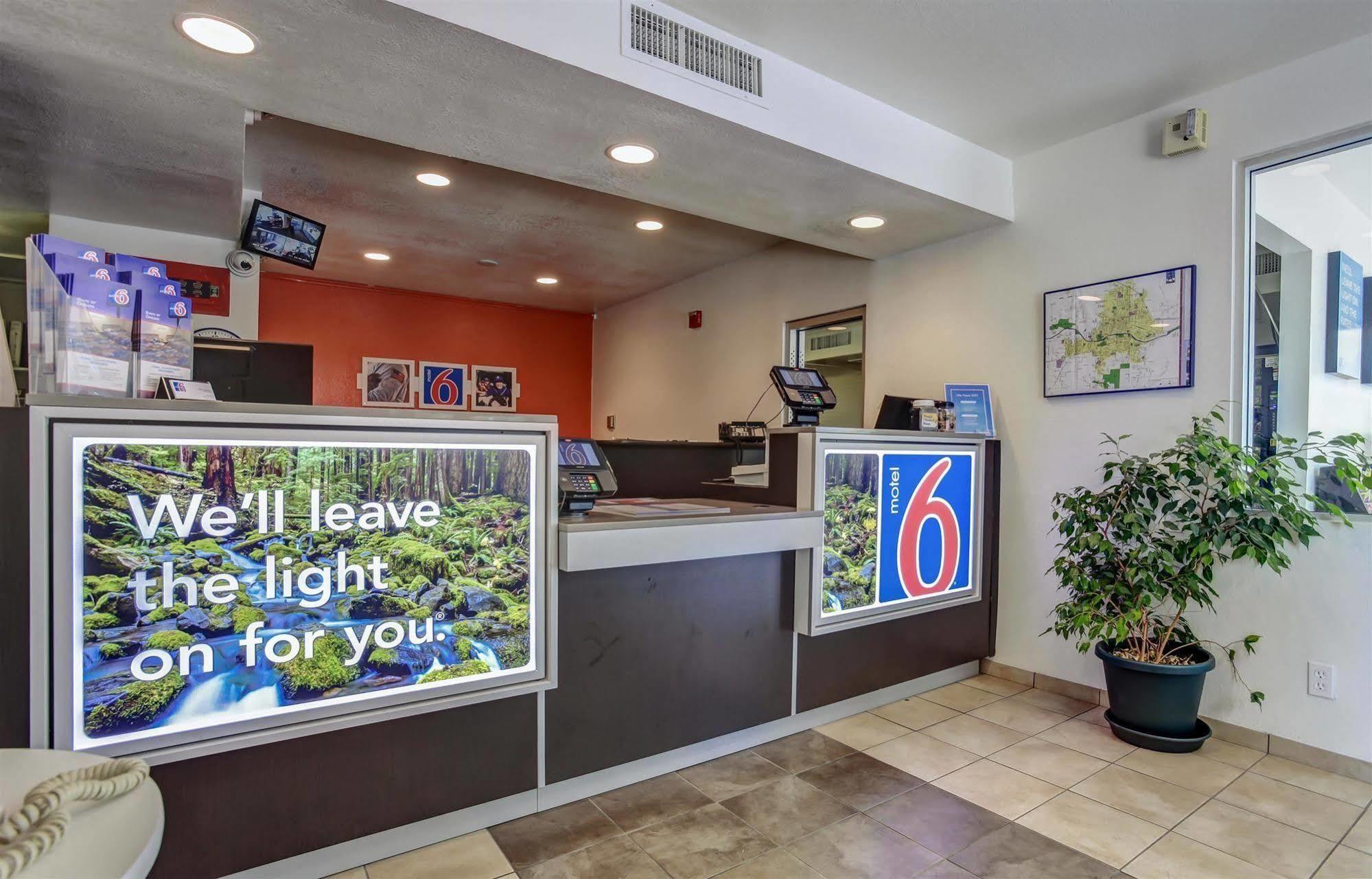 Motel 6-Grants Pass, Or Экстерьер фото