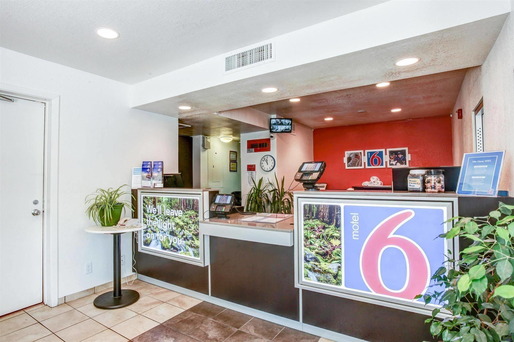 Motel 6-Grants Pass, Or Экстерьер фото